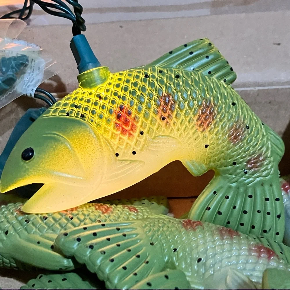 New Set of 10 Vintage Bass Fish String Party Light Set
